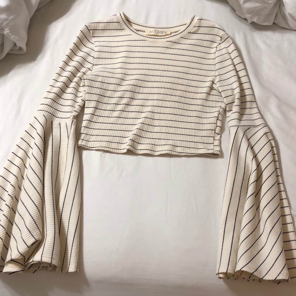 Audrey 3+1 Cropped Striped Bell sleeves top